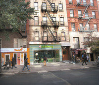 24 Saint Marks Pl in New York, NY - Foto de edificio - Building Photo