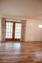 104 Warwick Rd in Coffeyville, KS - Building Photo - Building Photo