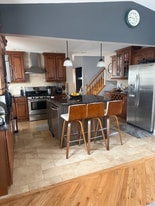 725 Buffalo Cir in Carol Stream, IL - Building Photo