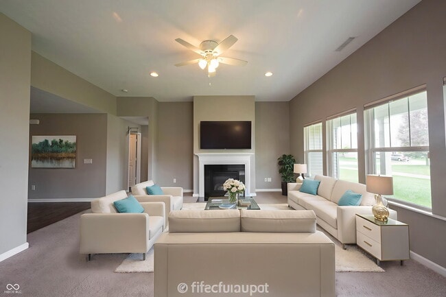 4642 Creighton Ln in Indianapolis, IN - Building Photo - Building Photo