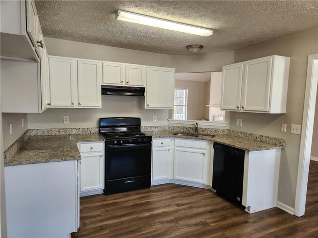 70 Aberdeen Pl in Acworth, GA - Building Photo - Building Photo