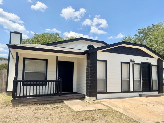 6900 Trendal Ln in Austin, TX - Building Photo - Building Photo