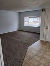 1510 M Ave-Unit -A in La Grande, OR - Building Photo - Building Photo