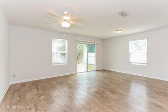 8228 Rigel Rd in Jacksonville, FL - Building Photo - Building Photo
