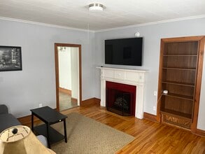 45 Mount Hope Ave, Unit 45 in Bangor, ME - Building Photo - Building Photo