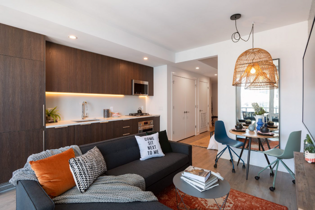 property at 206 W Division St