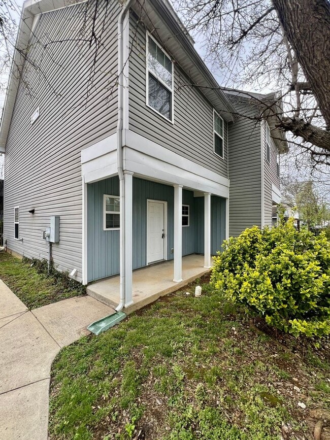 515 N Academy St in Murfreesboro, TN - Building Photo - Building Photo