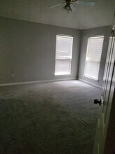 208 Canterbury Dr in Conroe, TX - Building Photo - Building Photo
