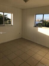 6091 W 22nd Ct-Unit -403 in Hialeah, FL - Building Photo - Building Photo