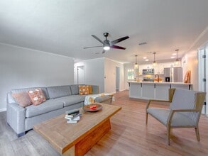 703 3rd St NE in Havana, FL - Building Photo - Building Photo