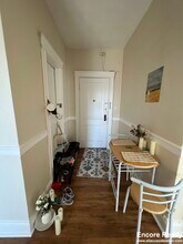 1197 Commonwealth Ave, Unit 12 in Boston, MA - Building Photo - Building Photo