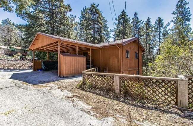 54285 Tahquitz View Dr in Idyllwild, CA - Building Photo - Building Photo
