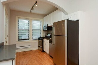 2326 N Rockwell St in Chicago, IL - Building Photo - Building Photo