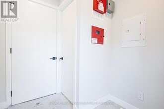 20 Kewbeach Ave in Toronto, ON - Building Photo - Building Photo