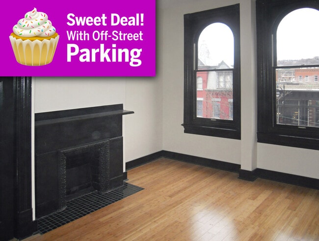 2010 E Carson St, Unit 200 in Pittsburgh, PA - Foto de edificio - Building Photo