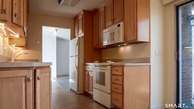 23 Derbyshire in Derby, CT - Building Photo - Building Photo