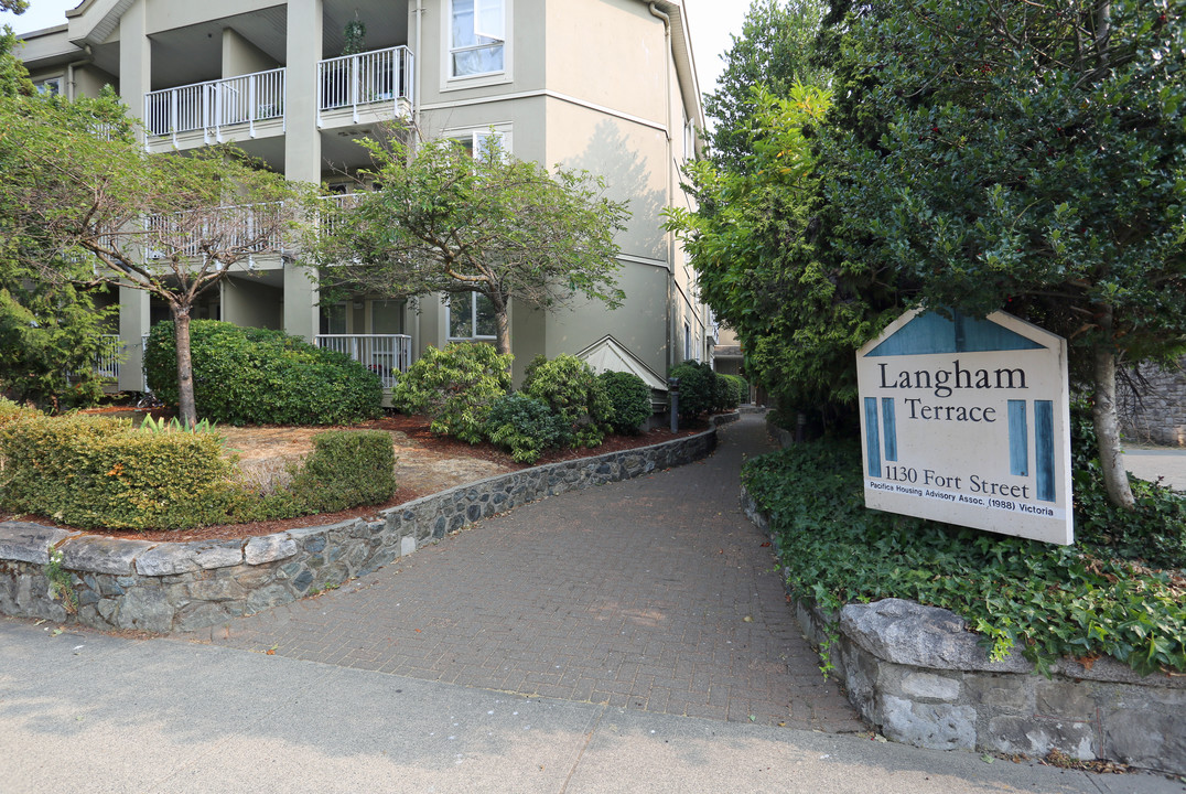 Langham Terrace in Victoria, BC - Building Photo