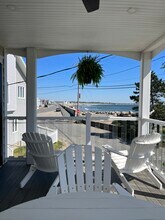 2 1/2 Dumas Ave in Hampton, NH - Building Photo - Building Photo