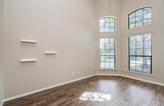 13719 Kingston River Ln in Houston, TX - Building Photo - Building Photo
