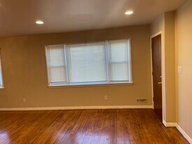 24 Grand Ave, Unit 1 in Newark, NJ - Building Photo