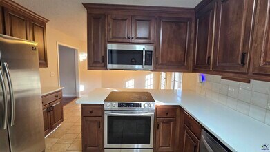 229 Sunflower Dr in Bonaire, GA - Building Photo - Building Photo