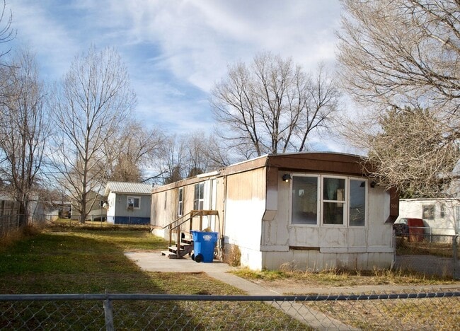 property at 900 Eve Dr