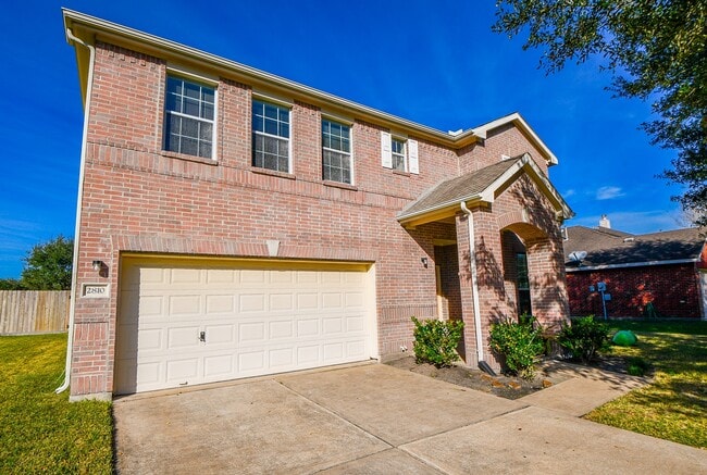 2810 Powell Springs Ct in Missouri City, TX - Building Photo - Building Photo