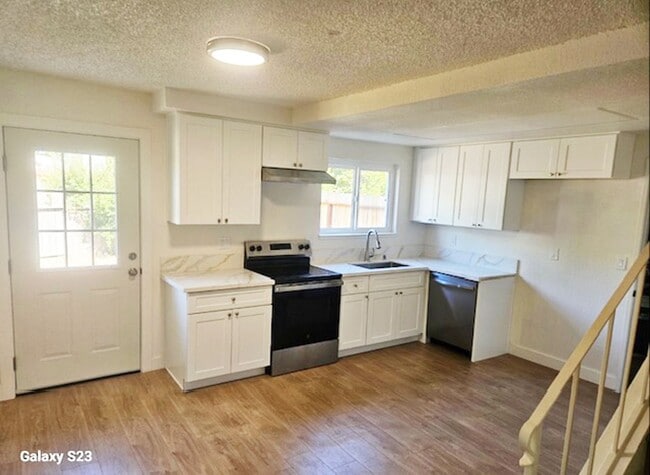 7334-7336 Gigi Pl in Sacramento, CA - Building Photo - Building Photo