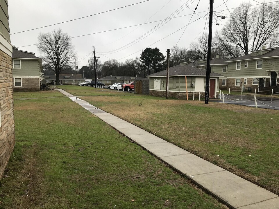 1488 Wanda St-Unit -1488-1 in Memphis, TN - Building Photo