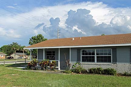 5800 Spruce Creek Rd in Port Orange, FL - Building Photo