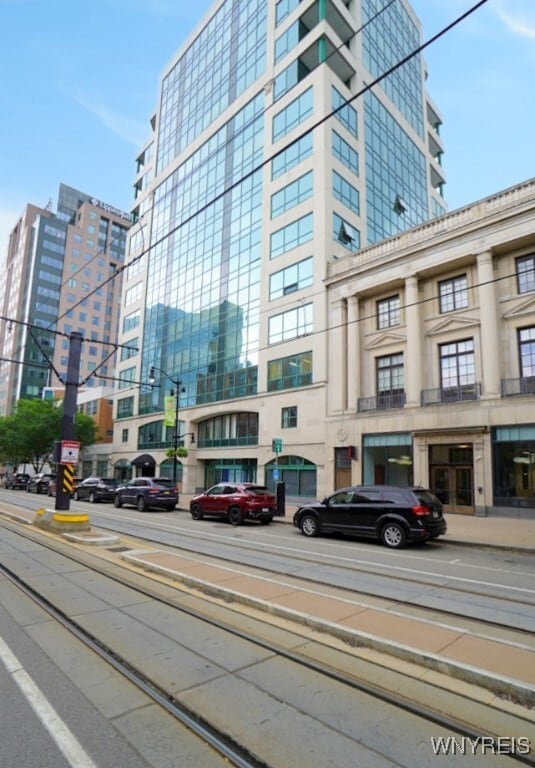 600 Main St in Buffalo, NY - Building Photo - Building Photo