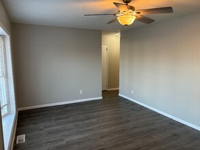 98 Stewart Ln in Germantown, OH - Building Photo - Building Photo