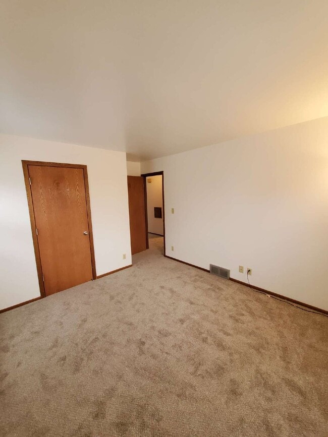1112 S 62nd St in West Allis, WI - Building Photo - Building Photo