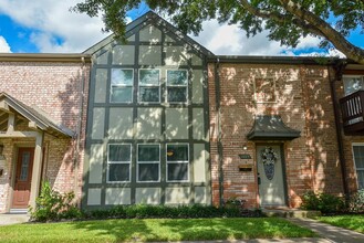 2289 Triway Ln-Unit -282 in Houston, TX - Foto de edificio - Building Photo