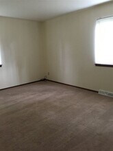 2609 Smithfield Dr, Unit 2 in Fitchburg, WI - Building Photo - Building Photo