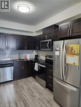 128 King St N in Waterloo, ON - Building Photo - Building Photo