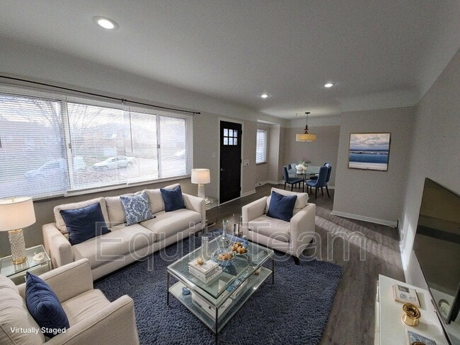 5462 Joey Terrace in Cincinnati, OH - Building Photo - Building Photo