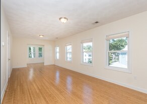 49 Hersom St, Unit 49 in Watertown, MA - Building Photo