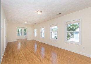 49 Hersom St in Watertown, MA - Building Photo - Building Photo