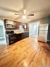 311 Glamis Ave in San Antonio, TX - Building Photo - Building Photo