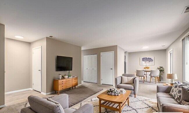 Aspen Chase in Indianapolis, IN - Foto de edificio - Building Photo