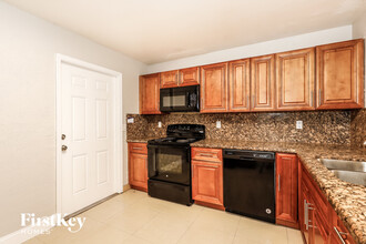 3763 SW 17th St in Fort Lauderdale, FL - Building Photo - Building Photo