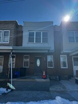 7217 Vandike St in Philadelphia, PA - Building Photo