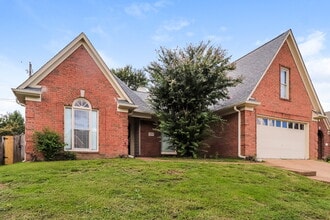 1965 Abbott Cove in Memphis, TN - Building Photo - Building Photo