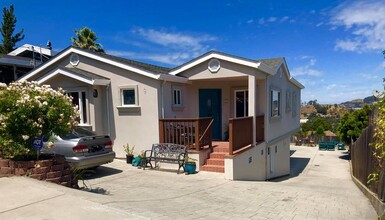 37 San Benito Rd in Brisbane, CA - Building Photo - Building Photo