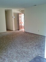 3116 Penny Ln in Modesto, CA - Building Photo