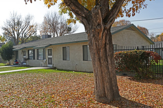 Marcelli Terrace in Fresno, CA - Building Photo - Building Photo