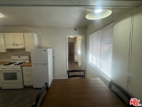 1029 W Fairway Blvd in Big Bear, CA - Building Photo - Building Photo