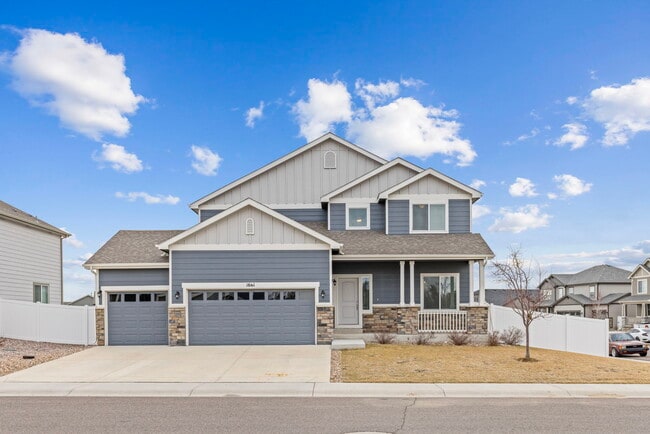 property at 1661 Northcroft Dr