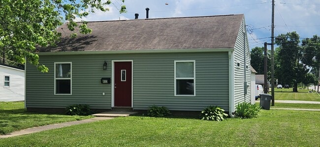 property at 800 Draper St